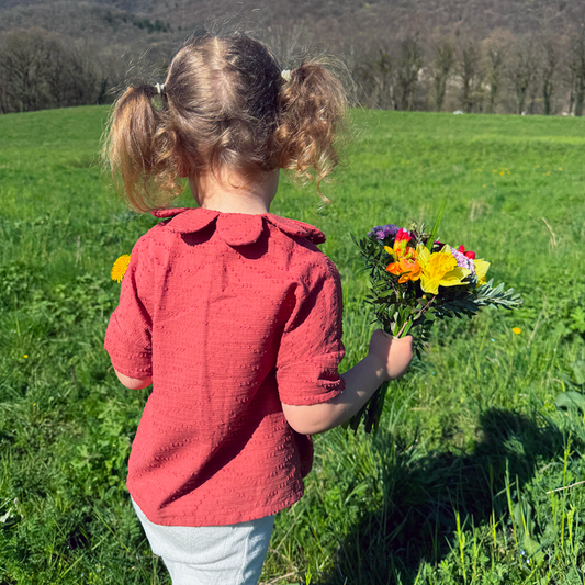 Le col fleur de la chemise "En Balade" - ENFANT - Patron