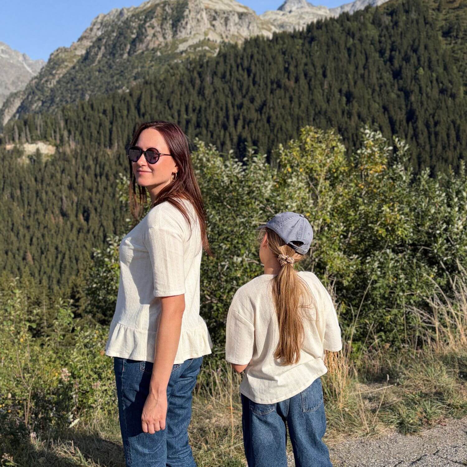 Patron gratuit : t-shirt Adret femme & enfant