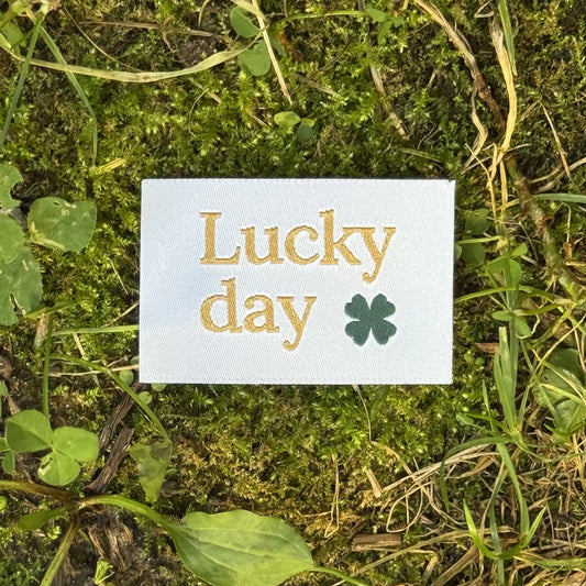 Étiquettes à coudre "Lucky day"