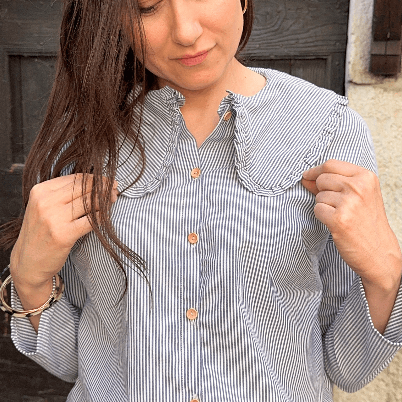 Coffret - La chemise “En balade” en seersucker rayée - FEMME