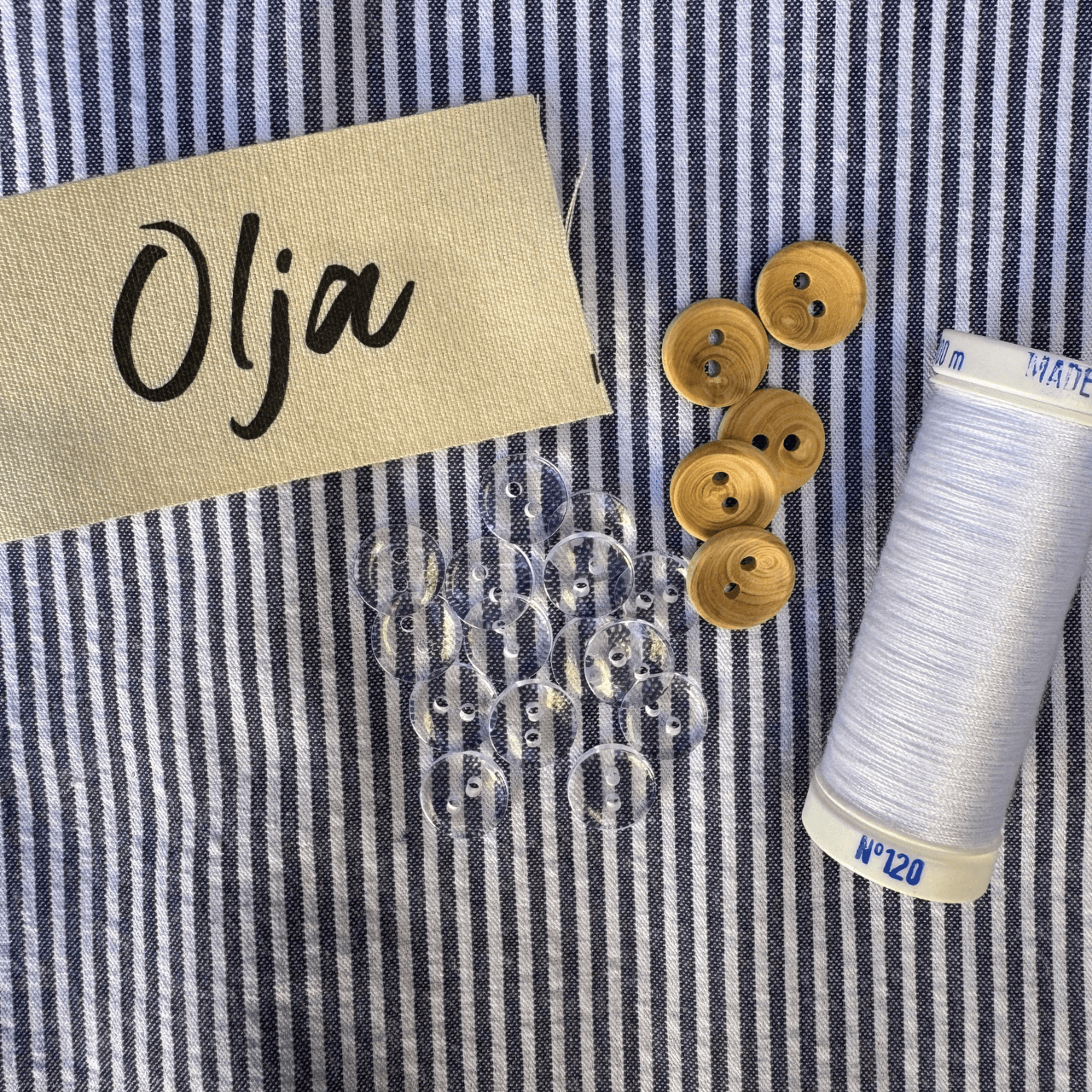 Coffret - La chemise “En balade” en seersucker rayée - FEMME