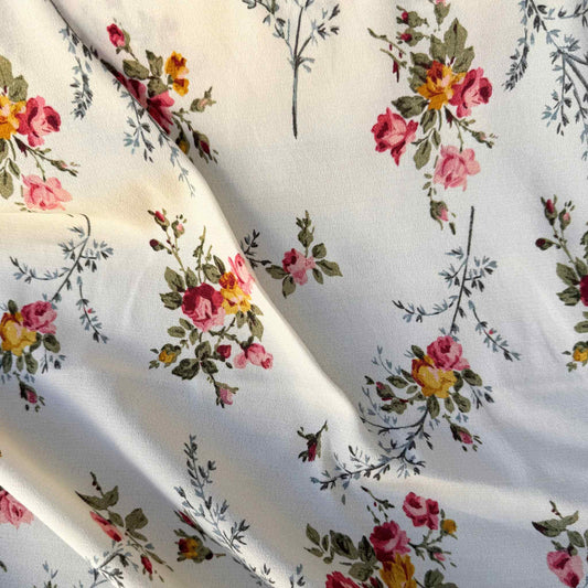 Tissu Viscose fleurie écrue